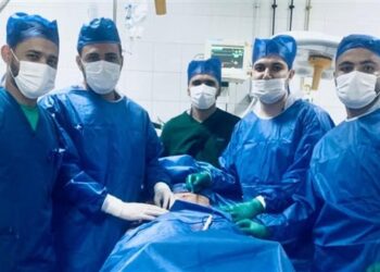 مستشفى الفيوم العام تنجح فى إجراء جراحة نادرة لإنقاذ حياة رضيع عمره 9 أيام