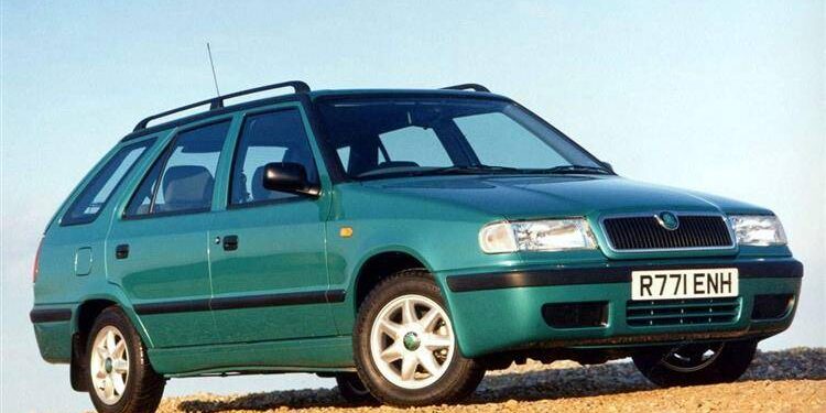 سوق السيارات المستعملة في مصر ينتعش من جديد.. 5 سيارات «على قد الإيد» تبدأ من 60 ألف جنيه