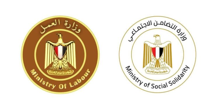 وزيرا التضامن والعمل يوجهان بصرف مساعدات لأسر ضحايا حادث الطريق الصحراوي بالمنيا