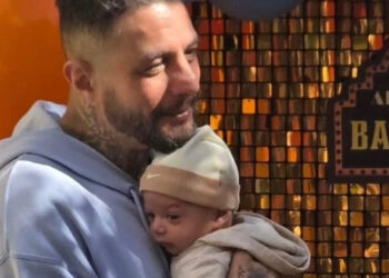 أحمد الفيشاوي يحتفل بسبوع نجل سمية الألفي