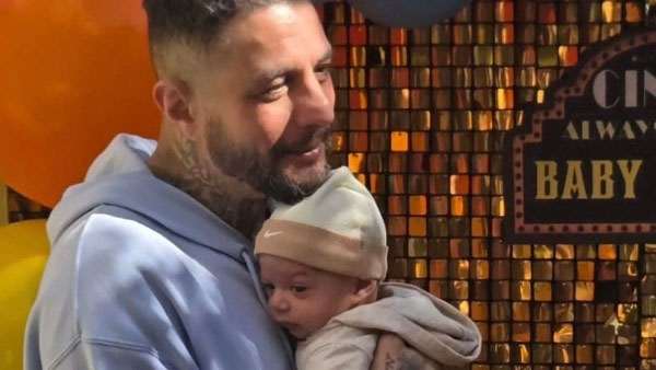 أحمد الفيشاوي يحتفل بسبوع نجل سمية الألفي