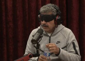 مادورو يصل إلى مقر محكمة مانهاتن الفيدرالية للمثول في أول جلسة قضائية له منذ اعتقاله