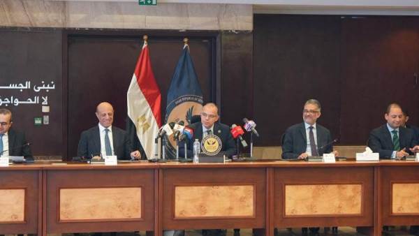 الرقابة المالية تكشف حصاد 2025: تداولات تاريخية وثورة رقمية شاملة