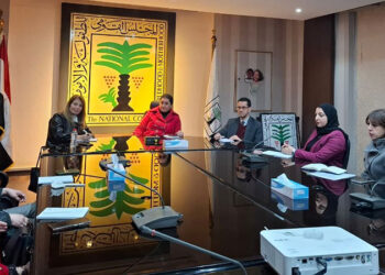 اللجنة الدائمة للصحة والسكان تعقد اجتماعها الدوري لمناقشة تطوير «وحدة الطفل الآمن»