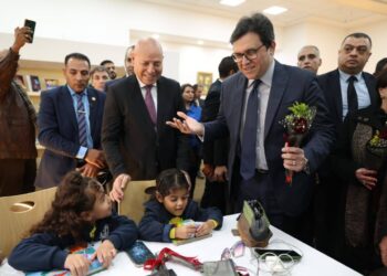 وزير الثقافة ومحافظ القاهرة يفتتحان مكتبة “نون السحّار 2” بزهراء المعادي