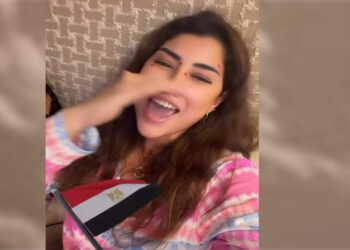 آيتن عامر تحتفل بفوز منتخب مصر على كوت ديفوار