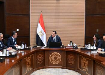 رئيس الوزراء يتابع مع وزير التموين خطة الاستعداد لاستقبال شهر رمضان المعظم 2026