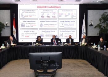 الهيئة العامة للاستثمار والمناطق الحرة تستقبل وفد مجلس الأعمال المصري الكندي