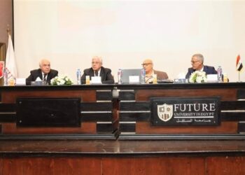 وزير التعليم العالي يترأس اجتماع مجلس الجامعات الخاصة بجامعة المستقبل