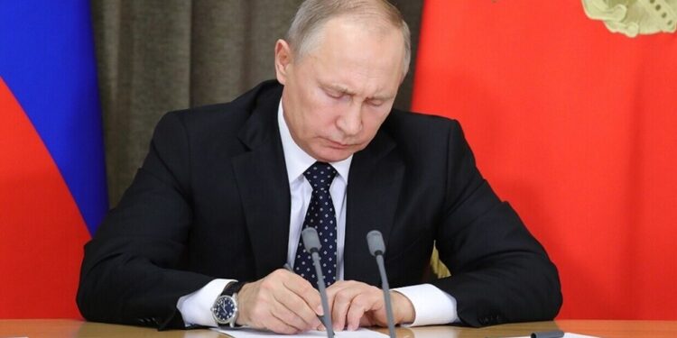 مفاجأة بوتين لمجلس السلام.. مليار دولار من الأصول الروسية لإعمار غـزة