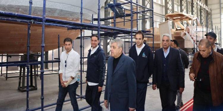 الفريق أسامة ربيع: “الفترة المُقبلة ستشهد زيادة الطاقة الإنتاجية من صناعة الوحدات البحرية