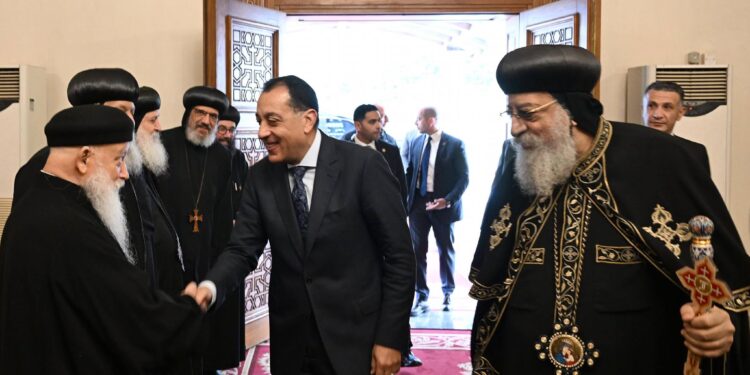 رئيس الوزراء يهنئ قداسة البابا تواضروس الثاني بمناسبة عيد الميلاد المجيد