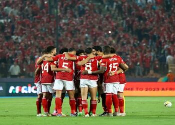 الأهلي يهزم دجلة بثلاثية ويواصل رحلة الصعود إلى قمة الدوري