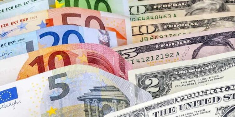 أسعار العملات في مصر اليوم الجمعة