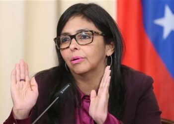 مصيري بيد الله ولن نستسلم .. رد رئيسة فنزويلا بالإنابة على تهديدات ترامب