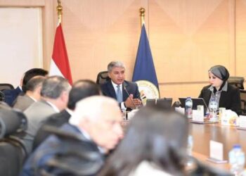 وزير السياحة والآثار يترأس اجتماع مجلس إدارة هيئة المتحف القومي للحضارة المصرية