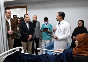 رئيس الوزراء يتفقد مجمع الأقصر الطبي الدولي “أيقونة المنظومة الصحية بالأقصر”