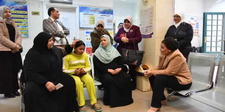 نائب وزير الصحة والسكان تتفقد منشآت صحية بالفيوم وتتابع حصاد 2025 وتنفيذ الخطة السكانية