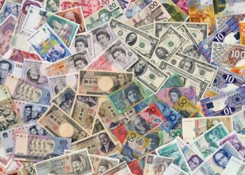 أسعار العملات في مصر اليوم السبت