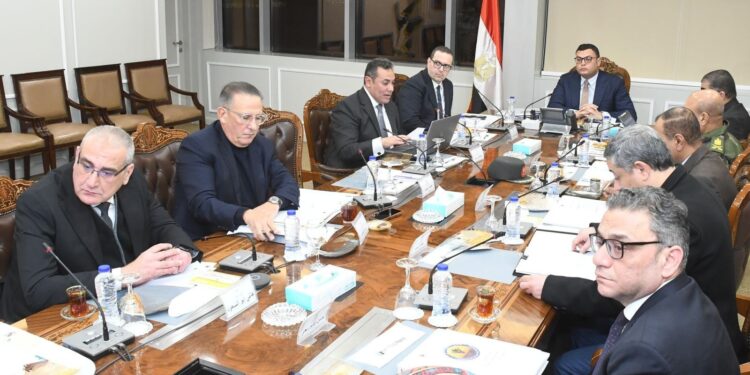 وزير الإسكان يترأس مجلس إدارة الهيئة العامة للتنمية السياحية