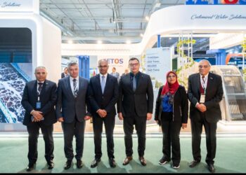 وزير الإسكان يتفقد أجنحة معرض “إيفات السعودية 2026” بالرياض لبحث توطين التكنولوجيا وجذب الاستثمارات العالمية