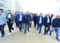 خلال جولته التفقدية اليوم: وزير الإسكان يتفقد مشروع “مارينا ٨” وتطوير مدخل مارينا 5
