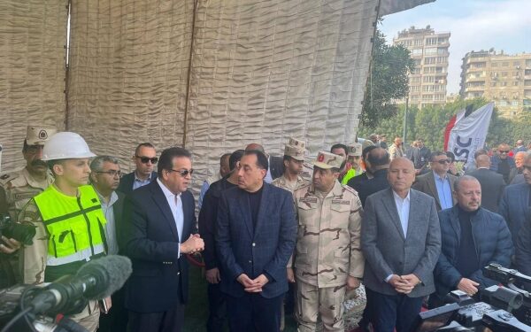 رئيس الوزراء يبدأ جولة ميدانية لتفقد أعمال إنشاء ورفع كفاءة عدد من المنشآت الصحية بمحافظتي القاهرة والجيزة