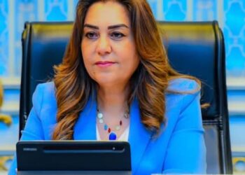 وزيرة التنمية تستعرض تقريراً حول نتائج الأسبوع الأول من الموجة الـ28 لإزالة التعديات على أملاك الدولة بجميع المحافظات