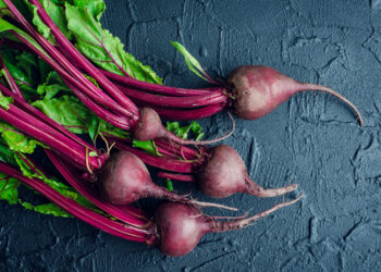 فوائد البنجر بدون سلق تذهل الأطباء وتغير صحتك في أيام