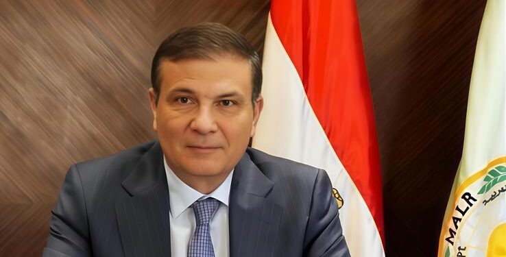 وزير الزراعة يوجه بضخ المزيد من السلع بأسعار مخفضة وتكثيف الرقابة على الأسواق