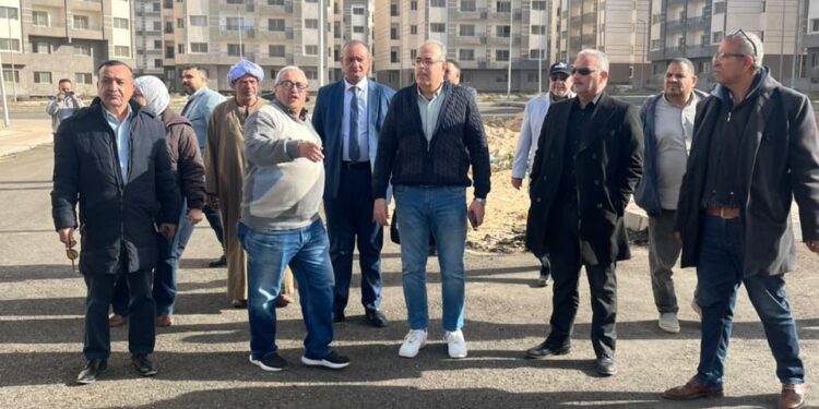 مسئولو “الإسكان” يتفقدون مشروعات سكنية وخدمية تابعة لصندوق تمويل المساكن