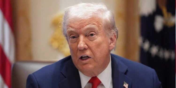 ترامب: لسنا في حرب مع فنزويلا.. والانتخابات لن تجرى الشهر المقبل