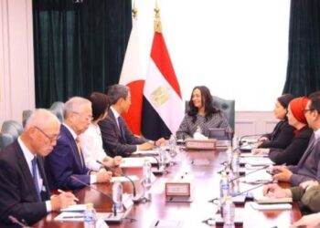 وزيرة التضامن الاجتماعي تلتقي وفداً من أعضاء مجلس المستشارين الياباني