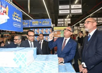 وزير التموين يفتتح فرع “لولو هايبر ماركت” بالتجمع الخامس