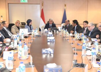 وزير السياحة والآثار يترأس اجتماع مجلس إدارة المجلس الأعلى للآثار