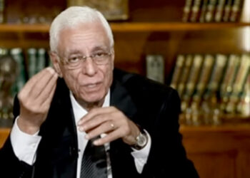 حسام موافي يحذر من إهمال اللغة العربية: “أجمل لغات العالم”