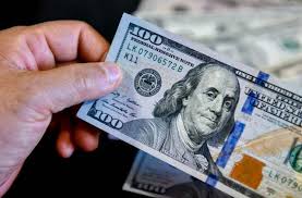 الدولار في النازل.. سعر العمل الخضراء مقابل الجنيه اليوم الأربعاء