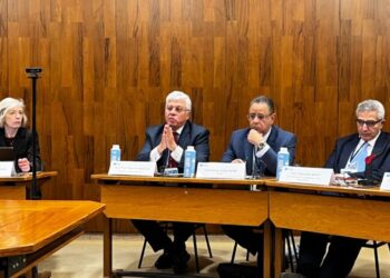 وزير التعليم العالي يعقد اجتماعًا لتعميق فرص التعاون بين الجامعة الدولية للعلوم والفنون والتكنولوجيا و الشركاء الاستراتيجين