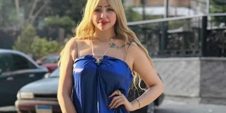 نظر محاكمة الراقصة بوسي بتهمة بث فيديوهات خادشة.. اليوم