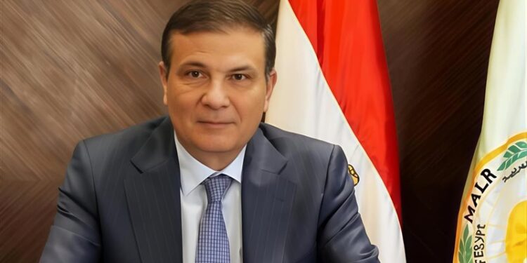 وزير الزراعة يبحث آليات تحويل التعاونيات الزراعية إلى كيانات اقتصادية ناجحة بالاستفادة من الخبرات والتجارب الألمانية