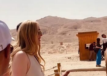 تيفاني ترامب تزور آثار الأقصر في جولة سياحية