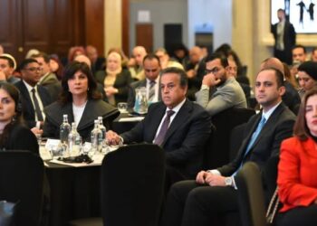 وزير الصحة يدشن فعاليات اليوم العالمي للأسرة والسلام ويعلن 2026 عام الأسرة في مصر