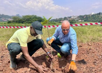 وزير الري يشارك في فعاليات يوم “أوموجاندا” بدولة رواندا