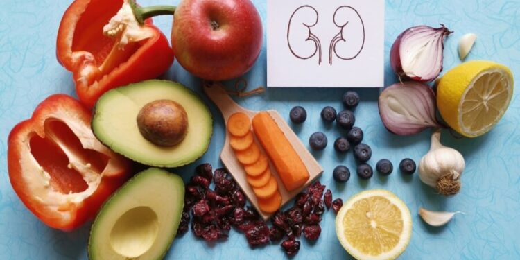 5 أطعمة تناولها بانتظام للحفاظ على صحة الكلى