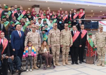 “القومي للأشخاص ذوي الإعاقة” و”الدفاع الشعبي والعسكري” يفتتحان أول معرض للمشغولات