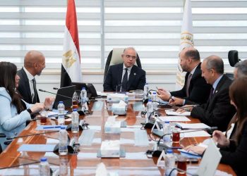 وزير الاستثمار يبحث مع قيادات أمازون مصر خطط التوسع والاستثمار وتعزيز تنافسية بيئة الأعمال