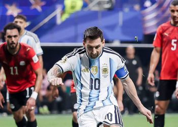 منتخب مصر يودع كأس العالم بالهزيمة أمام الأرجنتين 3-2 في مباراة بطولية