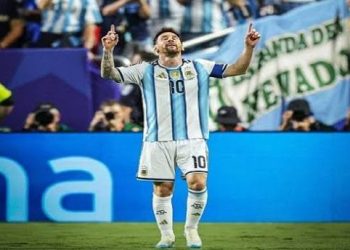 ميسي ينفرد بأرقام تاريخية جديدة قبل مواجهة مصر في كأس العالم