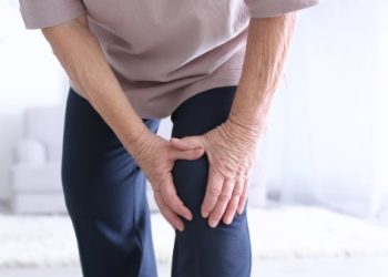 دراسة تحذر: مرضى التهاب المفاصل الروماتويدي قد يكونون أكثر عرضة للإصابة بمرض رئوي قاتل