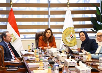 وزيرة التنمية تناقش مخرجات مشاركة مصر في الاجتماع الأول للجنة الإقليمية لمشروع الاقتصاد الأزرق المستدام